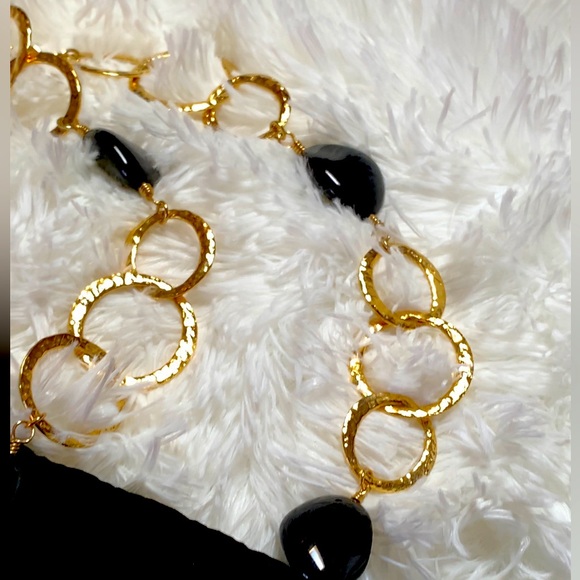 πHost Pickπ Vintage Gold w/ black stone Statement Necklace NWT - Picture 1 of 14